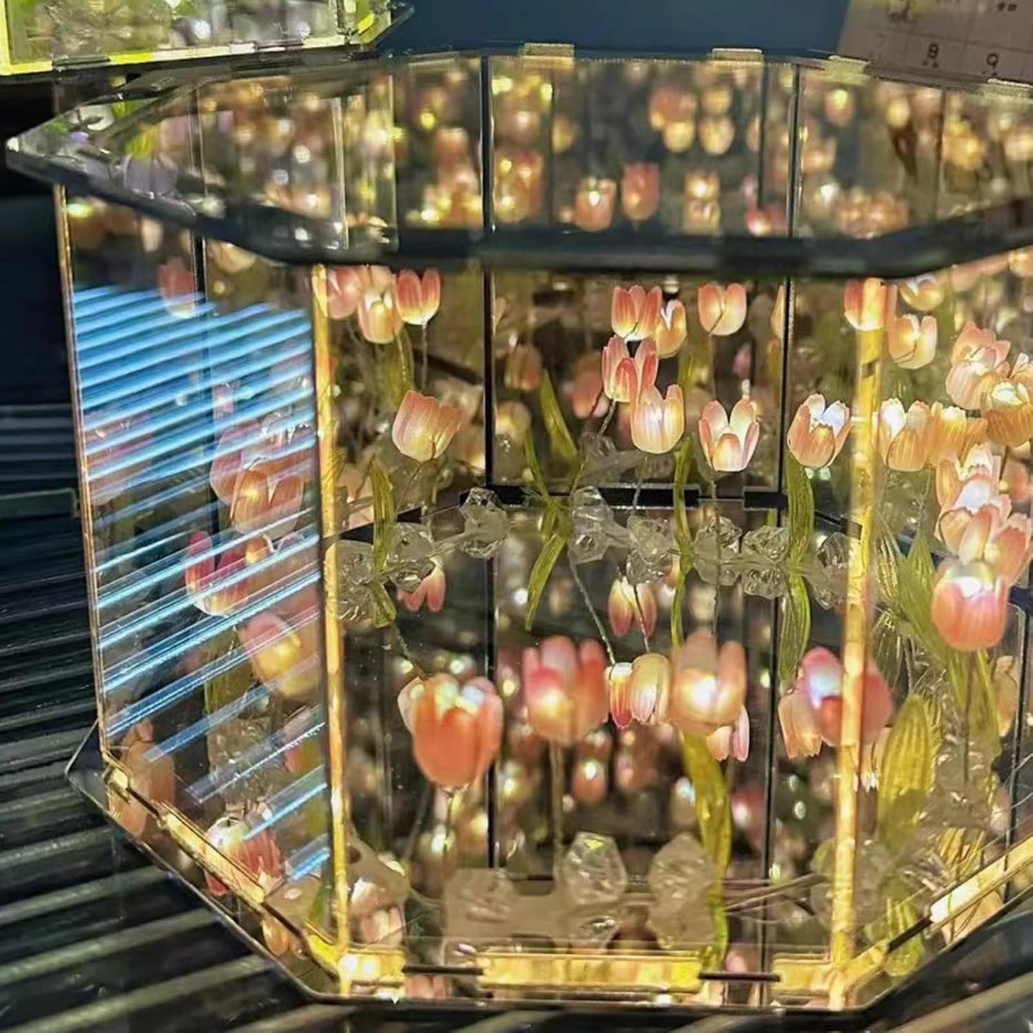 Lampara De Tulipanes Infinitos Octagonal